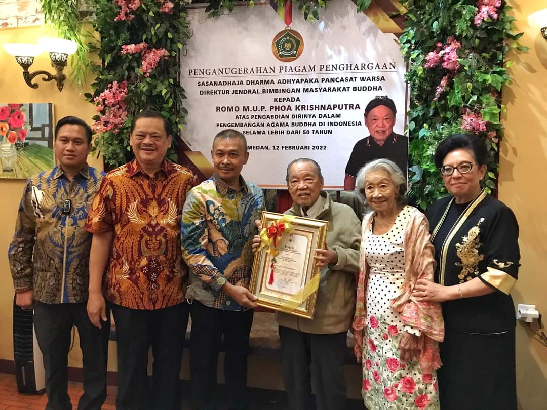 Piagam Penghargaan Romo Phoa Krishnaputra